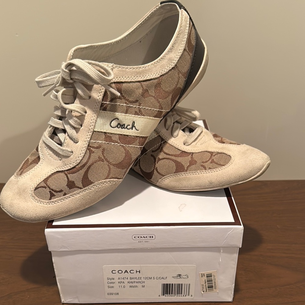 Coach Cream Sneakers Low-Top Design White Sole